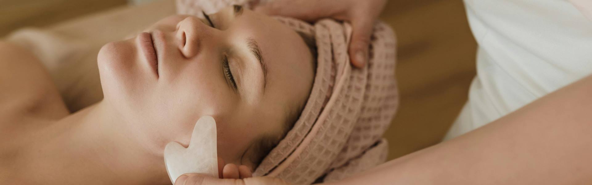 Massage/Facials